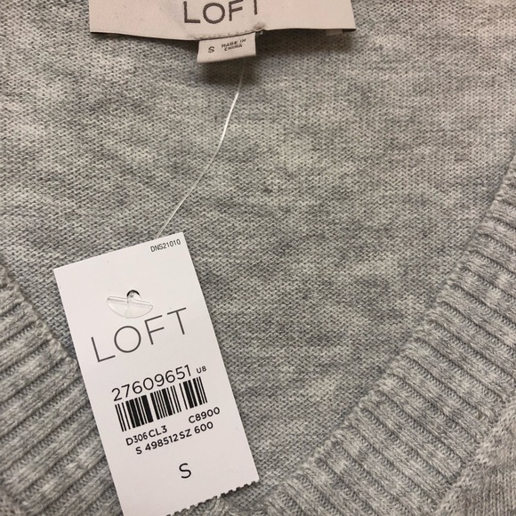 V Neck tunic sweater - NWT - Picture 2 of 3